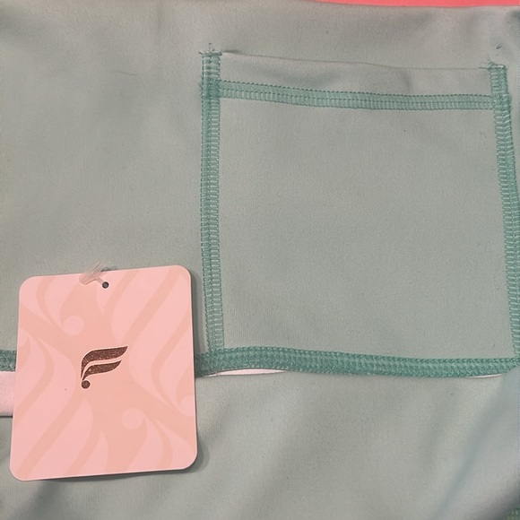 FABLETICS PureLuxe Ultra High-Waisted 7/8 Leggings - Picture 11 of 11